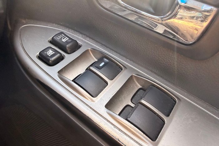 2020 Mitsubishi Pajero GLX