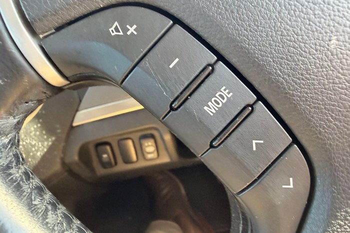 2020 Mitsubishi Pajero GLX