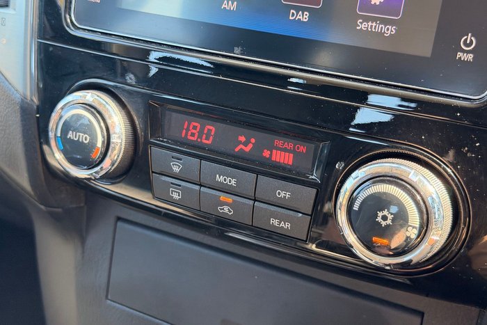 2020 Mitsubishi Pajero GLX