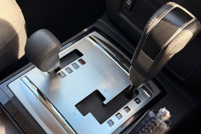 2020 Mitsubishi Pajero GLX