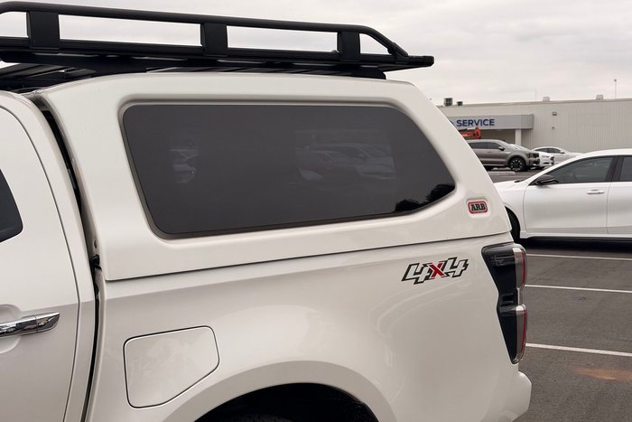 2021 Isuzu D-MAX LS-U