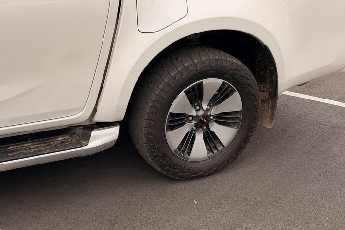 2021 Isuzu D-MAX LS-U