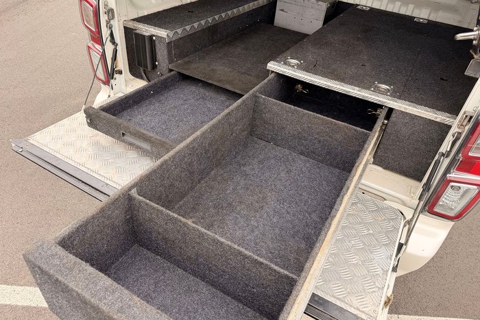 2021 Isuzu D-MAX LS-U