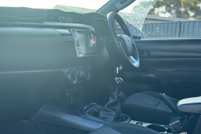 2015 Toyota Hilux SR Hi-Rider