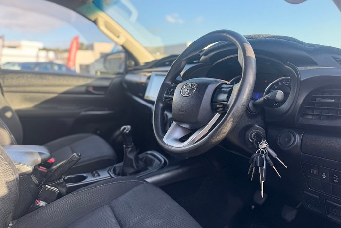 2015 Toyota Hilux SR Hi-Rider