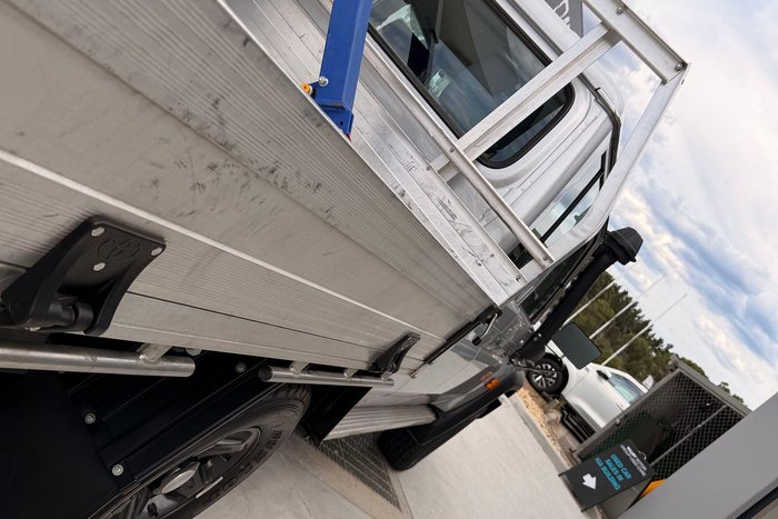 2024 Toyota Landcruiser GXL