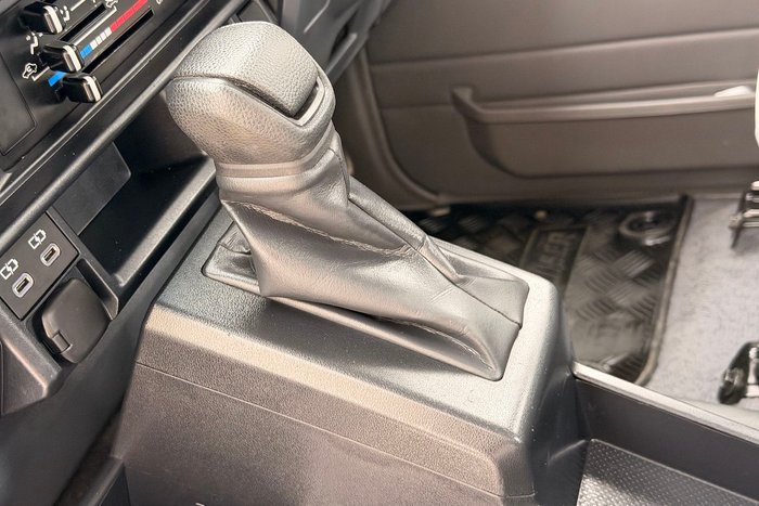 2024 Toyota Landcruiser GXL