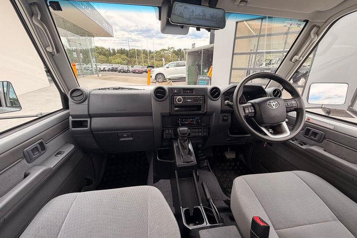 2024 Toyota Landcruiser GXL