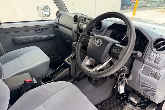 2024 Toyota Landcruiser GXL