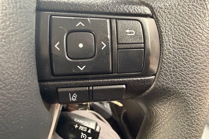 2024 Toyota Landcruiser GXL