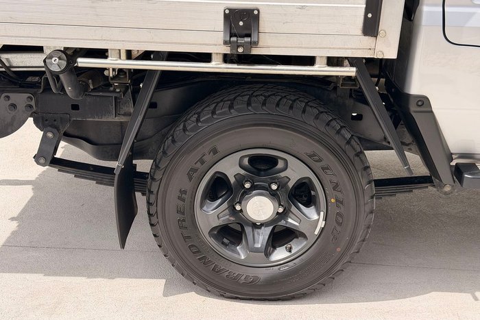 2024 Toyota Landcruiser GXL