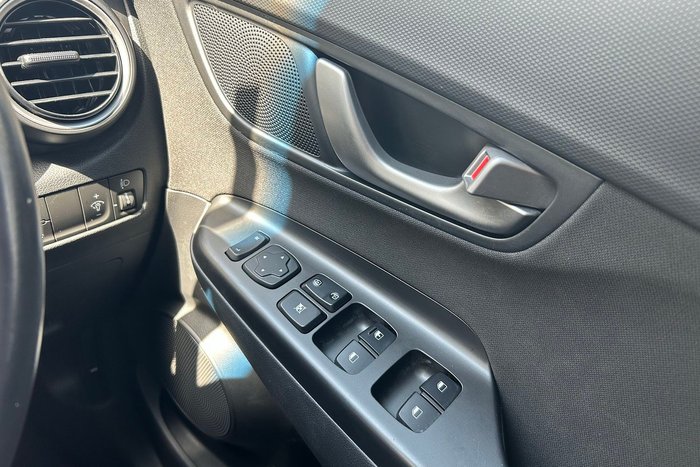 2020 Hyundai Kona Active