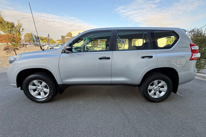 2017 Toyota Landcruiser Prado GX