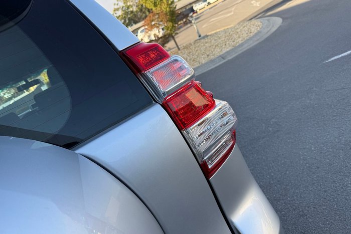 2017 Toyota Landcruiser Prado GX