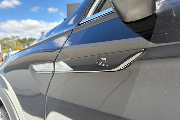 2021 Volkswagen Tiguan 162TSI R-Line