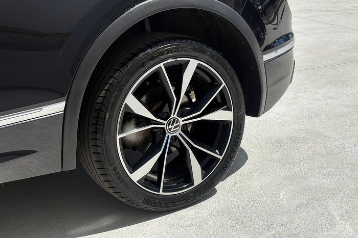 2021 Volkswagen Tiguan 162TSI R-Line