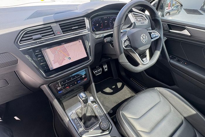 2021 Volkswagen Tiguan 162TSI R-Line