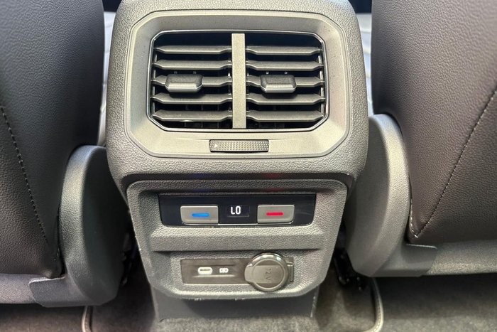 2021 Volkswagen Tiguan 162TSI R-Line