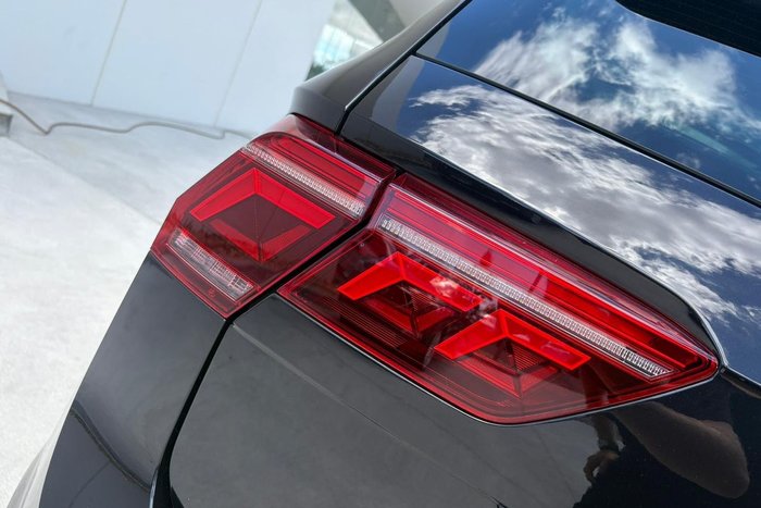 2021 Volkswagen Tiguan 162TSI R-Line