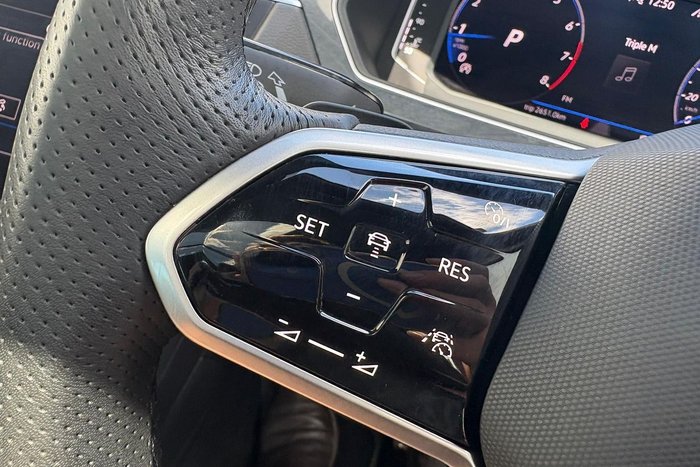 2021 Volkswagen Tiguan 162TSI R-Line