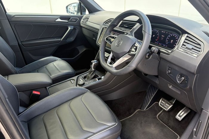 2021 Volkswagen Tiguan 162TSI R-Line