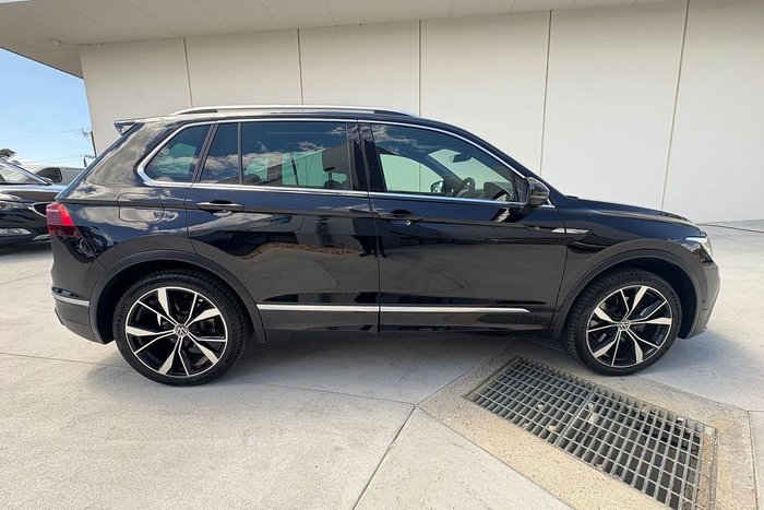 2021 Volkswagen Tiguan 162TSI R-Line