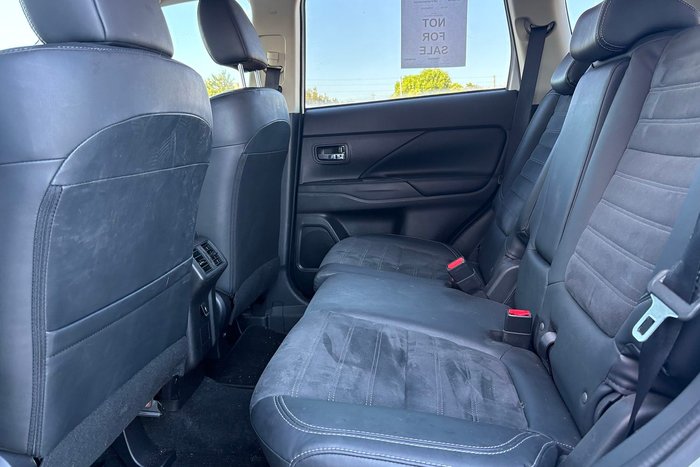 2018 Mitsubishi Outlander LS