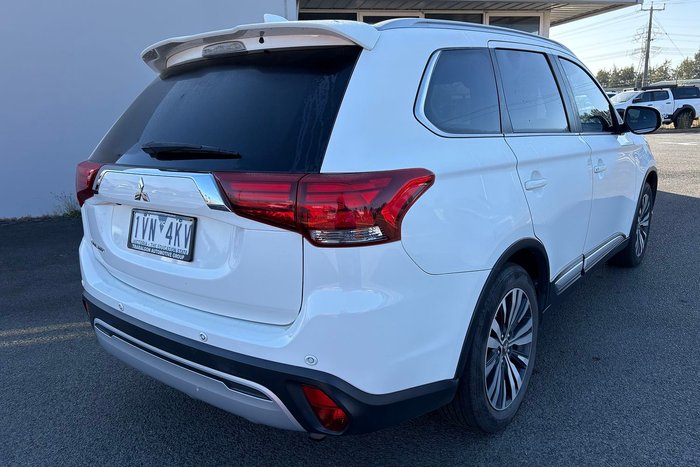 2018 Mitsubishi Outlander LS