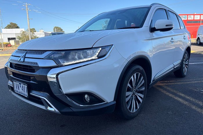 2018 Mitsubishi Outlander LS