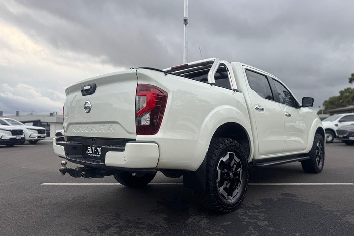 2022 Nissan Navara ST-X
