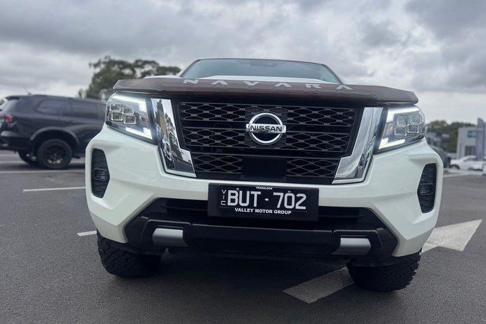 2022 Nissan Navara ST-X