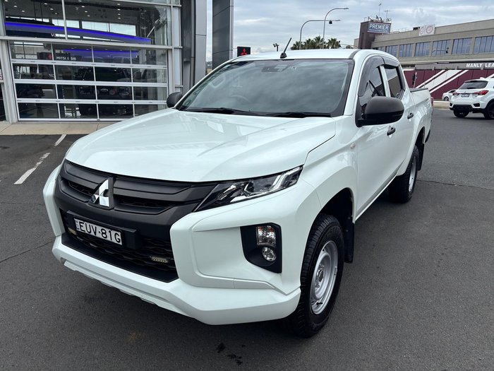 2022 Mitsubishi Triton GLX