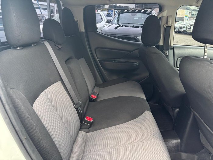 2022 Mitsubishi Triton GLX