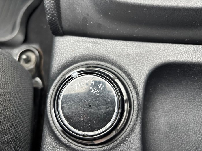 2022 Mitsubishi Triton GLX