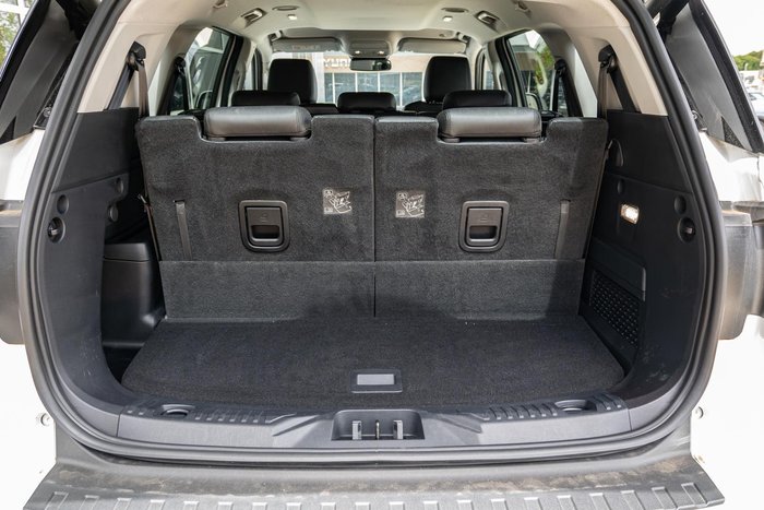 2025 Ford Everest Trend MY25.25 4X4 Dual Range Arctic White