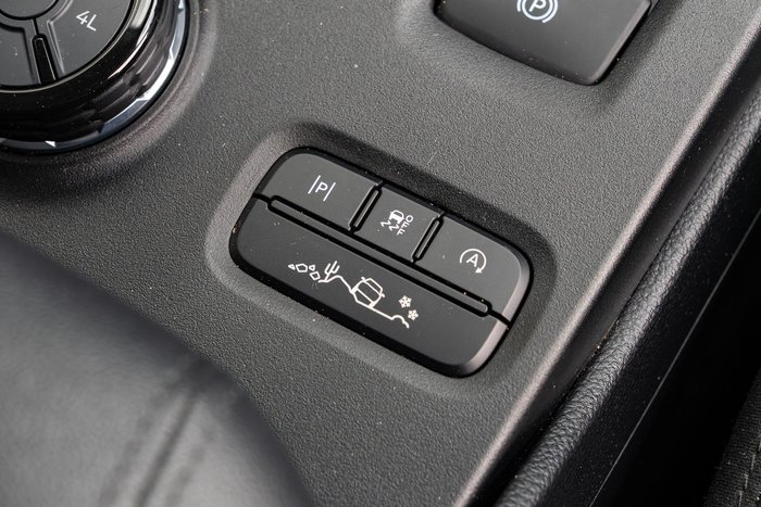 2025 Ford Everest Trend MY25.25 4X4 Dual Range Arctic White