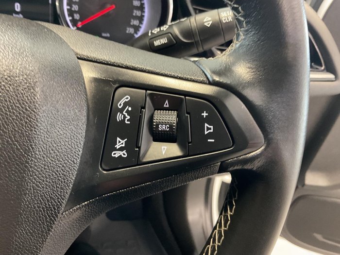 2018 Holden Commodore LT