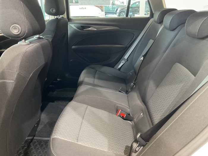 2018 Holden Commodore LT