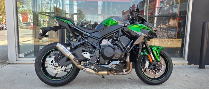 2025 Kawasaki Z H2 (ZR1000K) GREEN