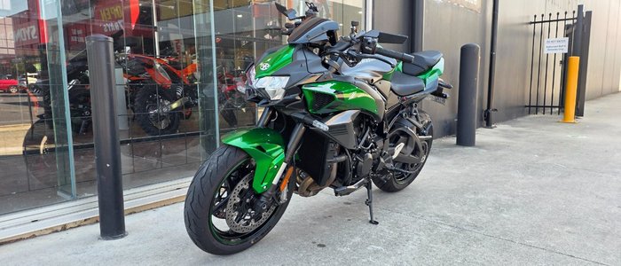 2025 Kawasaki Z H2 (ZR1000K) GREEN