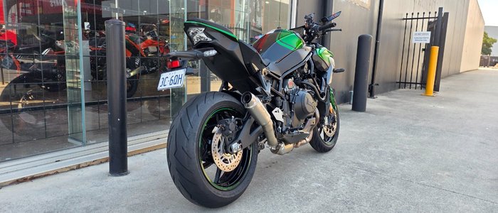 2025 Kawasaki Z H2 (ZR1000K) GREEN