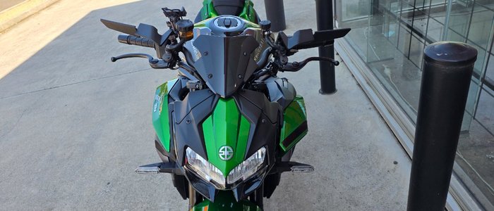 2025 Kawasaki Z H2 (ZR1000K) GREEN