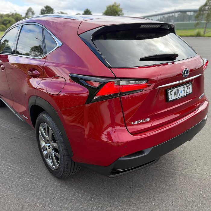 2017 Lexus NX 300h Luxury