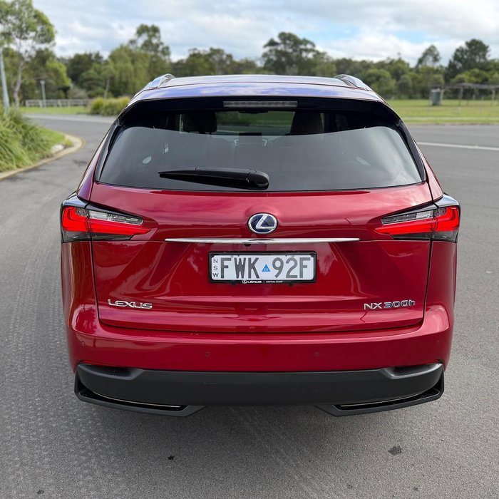 2017 Lexus NX 300h Luxury