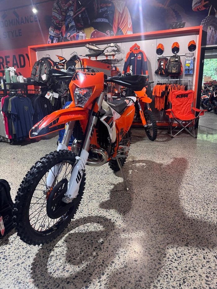 2026 KTM 300 EXC TBI Hardenduro