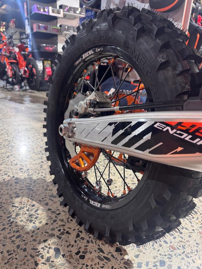 2026 KTM 300 EXC TBI Hardenduro