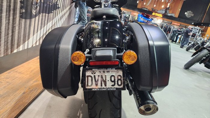 2018 HARLEY-DAVIDSON FLSB SOFTAIL SPORT GLIDE