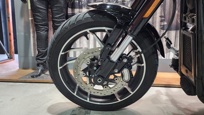 2018 HARLEY-DAVIDSON FLSB SOFTAIL SPORT GLIDE