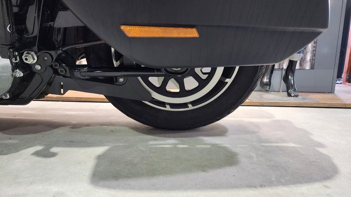 2018 HARLEY-DAVIDSON FLSB SOFTAIL SPORT GLIDE