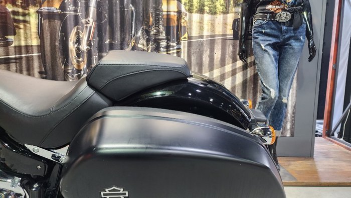 2018 HARLEY-DAVIDSON FLSB SOFTAIL SPORT GLIDE